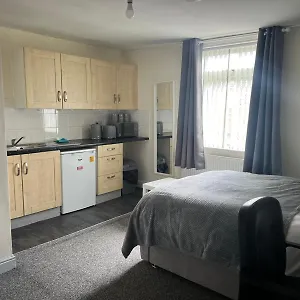 Studio Flat 7 With Private Shower & Wc Nottingham